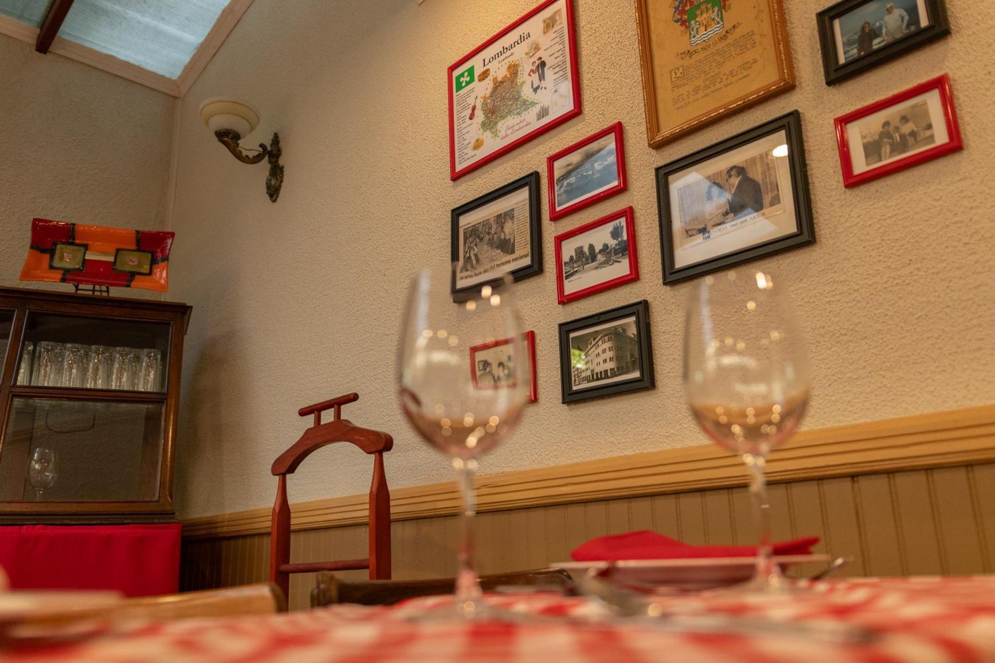Hotel Di Torlaschi Valdivia Eksteriør bilde